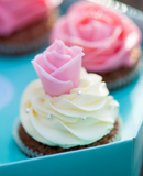 Cupcake hoa hồng trang nhã (CC11)