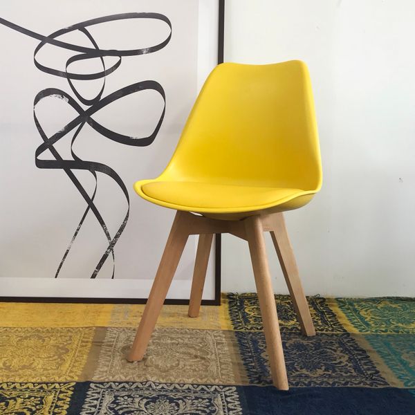 Ghế ăn cafe Eames mặt nhựa chân gỗ HERMAN VITRA