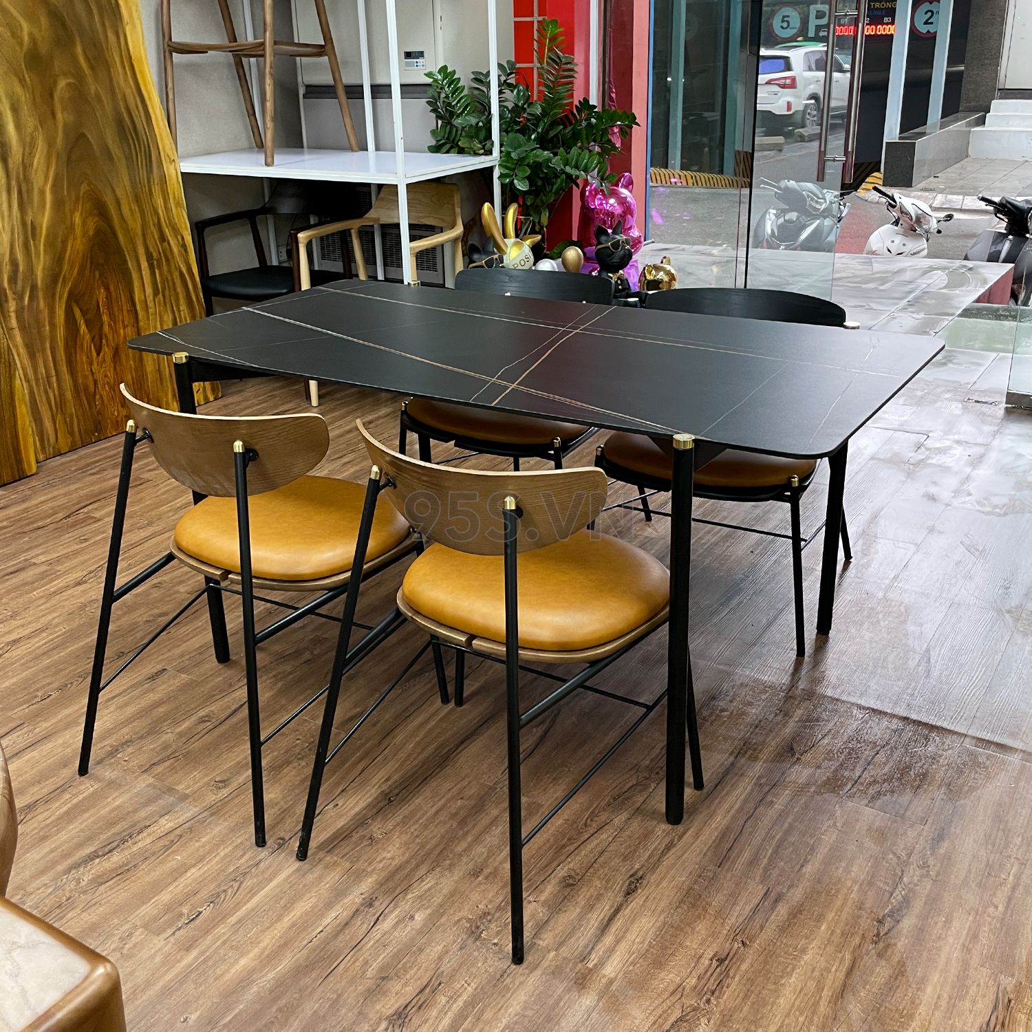 Bộ Bàn Ghế Ăn KINK
