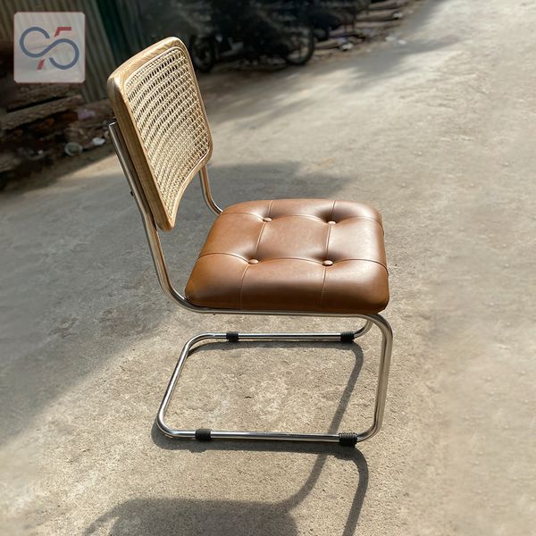 Ghế ăn CADEIRA CESCA B32 khung inox lưng mây gỗ tự nhiên