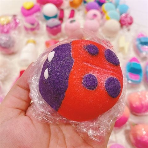 Bath Bomb LUSH - cánh cam (125g)