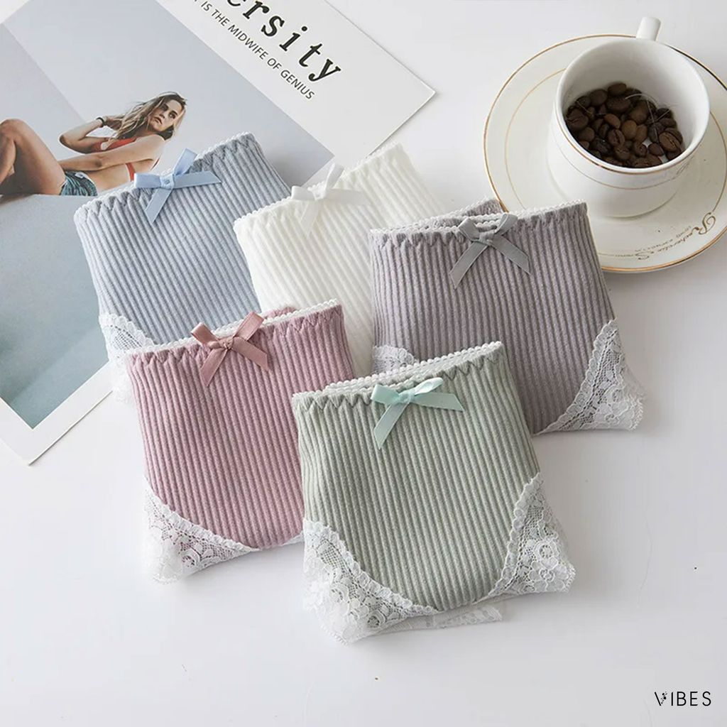 Quần lót nữ cotton gân phối ren lưng thấp freesize P018