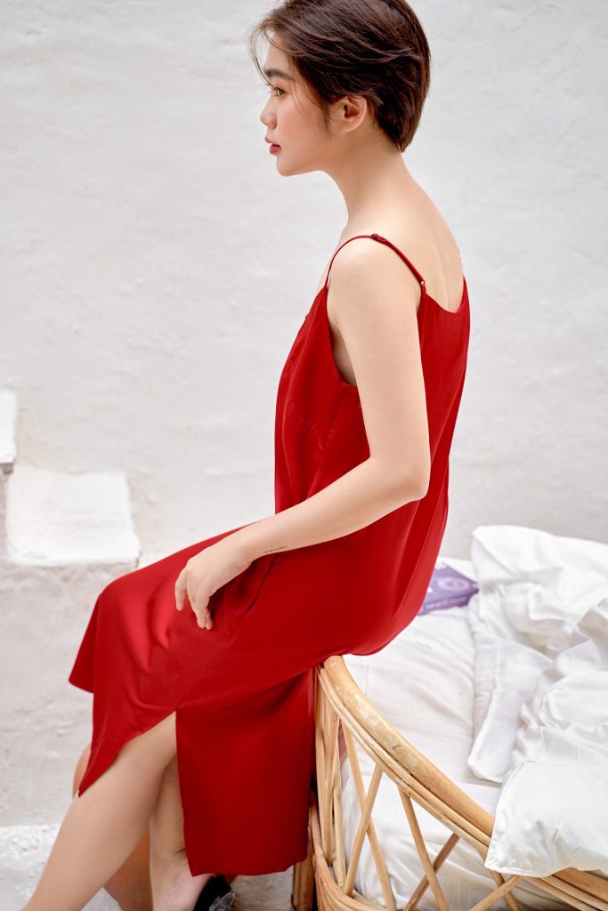 Váy ngủ lụa trơn Candy Silk Strap Dress