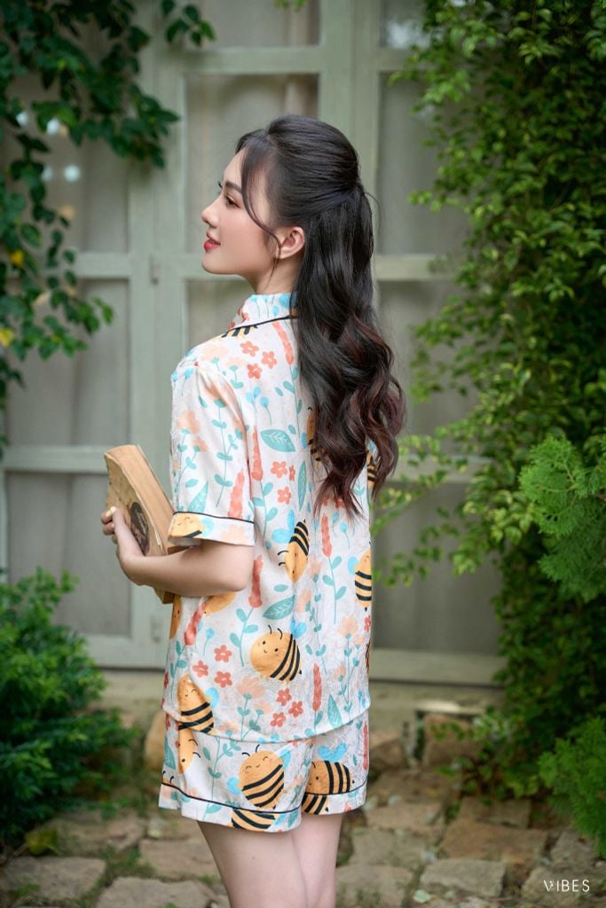Pijama ngắn Lụa gấm Bee Py Set
