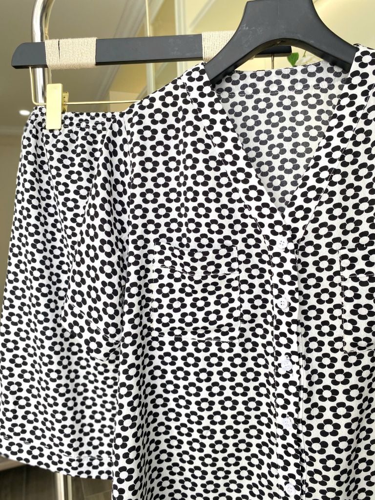 Pijama ngắn cổ V Vie Jet Py Set