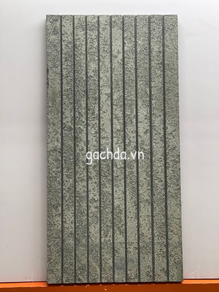 Đá lát sân Đen lông chuột khò 30x60x1.8cm kẻ sọc