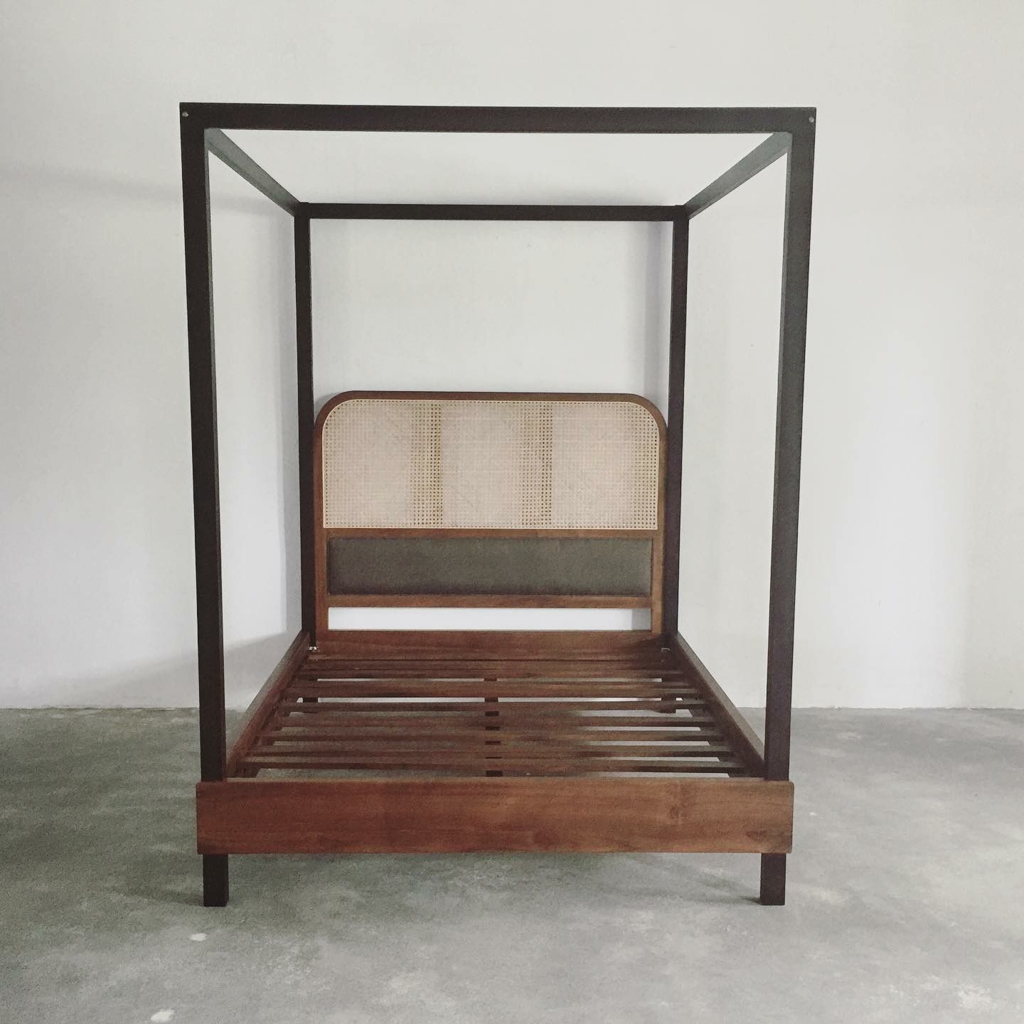 Giường Rustic GR109