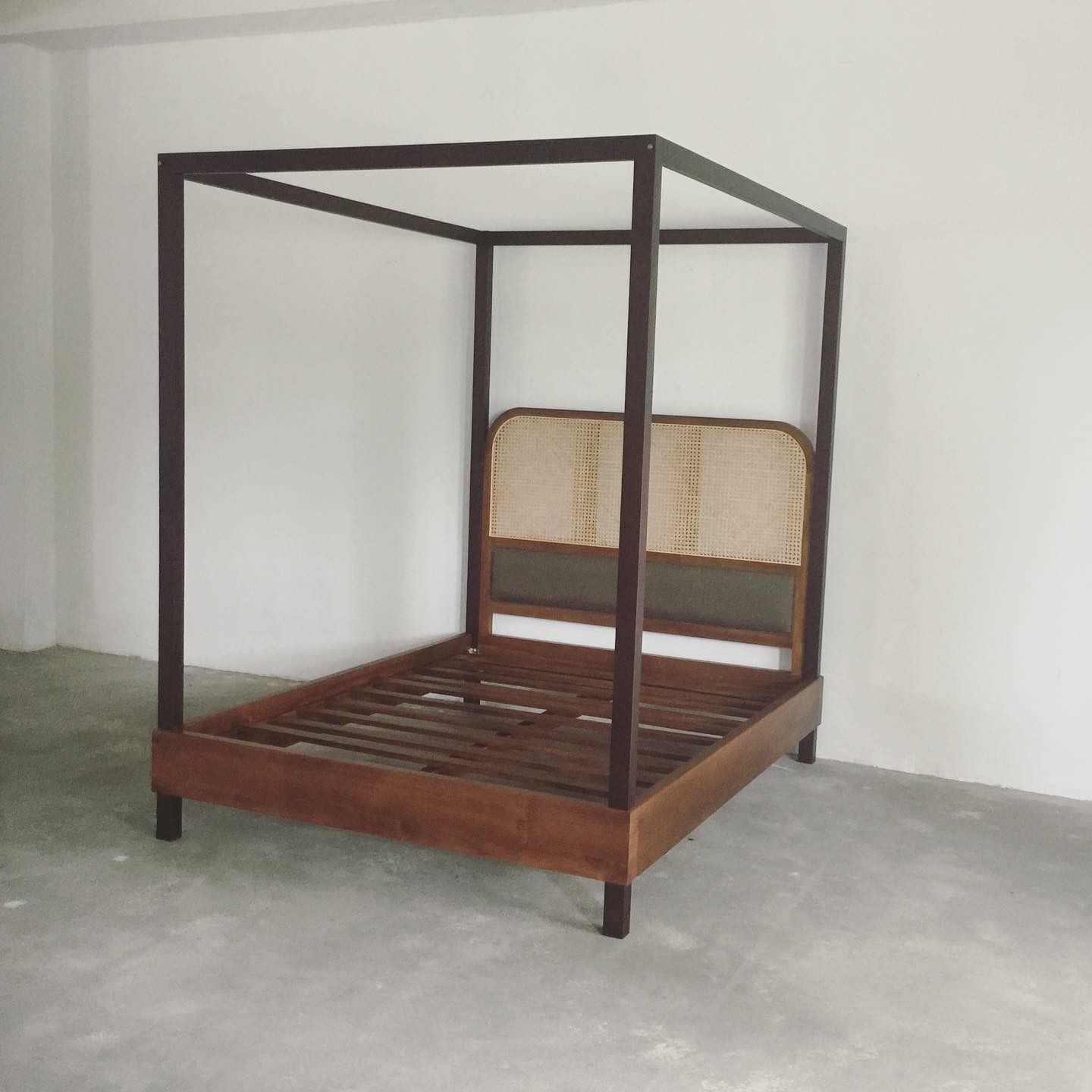 Giường Rustic GR109