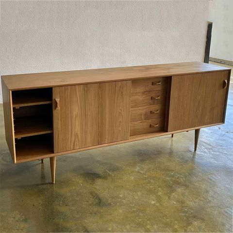 Kệ tivi KT81