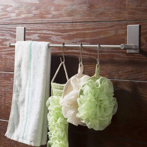 Thanh treo dụng cụ nhà bếp dán tường HOBBY TTCN5S có 5 móc treo chữ S và keo dán