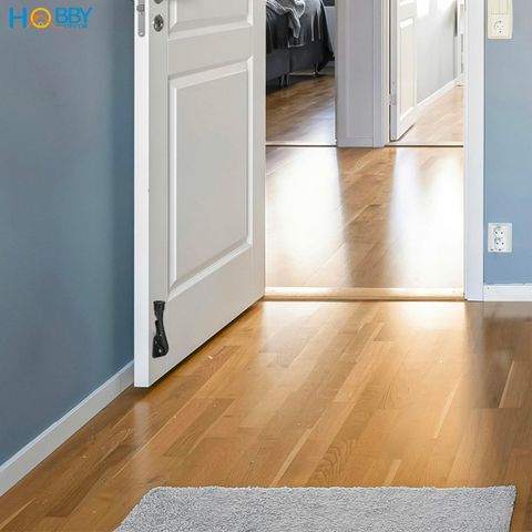 Chặn cửa móng ngựa một chiều có lẫy bật sơn đen Hobby home decor CMG3
