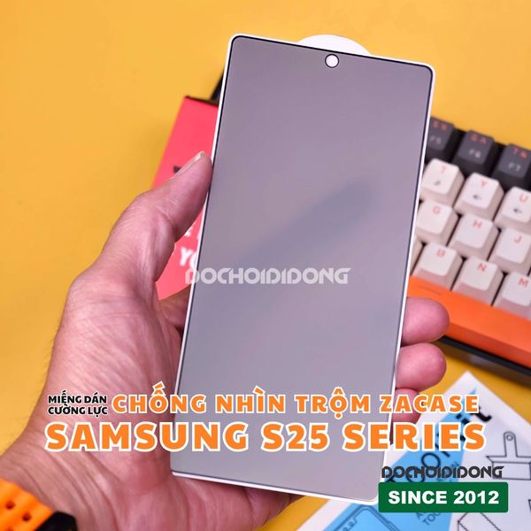 co-khong-vien-mieng-dan-cuong-luc-trong-nham-chong-nhin-trom-samsung-s25-plus-ultra-zacase-anti-spy