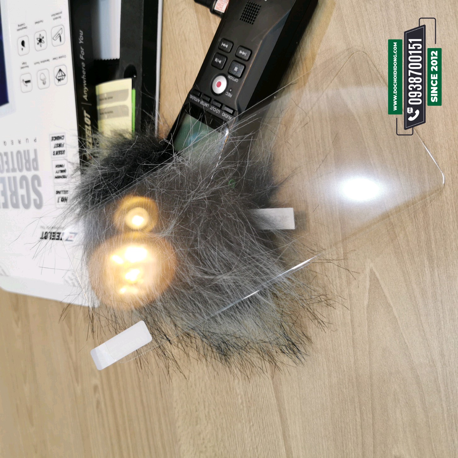 Miếng Dán Cường Lực Samsung S21+ Plus Ultra Zeelot Keo UV Cao Cấp