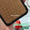 mieng-dan-skin-gia-da-ca-sau-vang-op-lung-nomad-rugged-case-cho-iphone-16-pro-max
