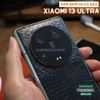 dan-skin-da-ca-sau-mat-lung-trang-tri-xiaomi-13-ultra