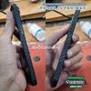 dan-skin-carbon-den-bao-ve-mat-lung-iphone-15-pro-max