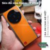 dan-skin-doi-mau-trang-tri-mat-lung-xiaomi-13-ultra