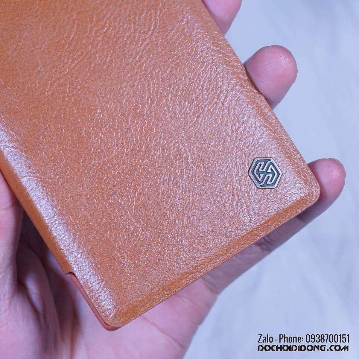 Bao da Samsung Note 10 Plus Nillkin Qin cao cấp
