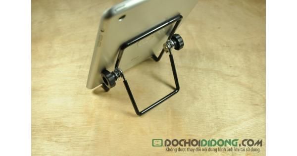 chan-chong-may-tinh-bang-loai-nho