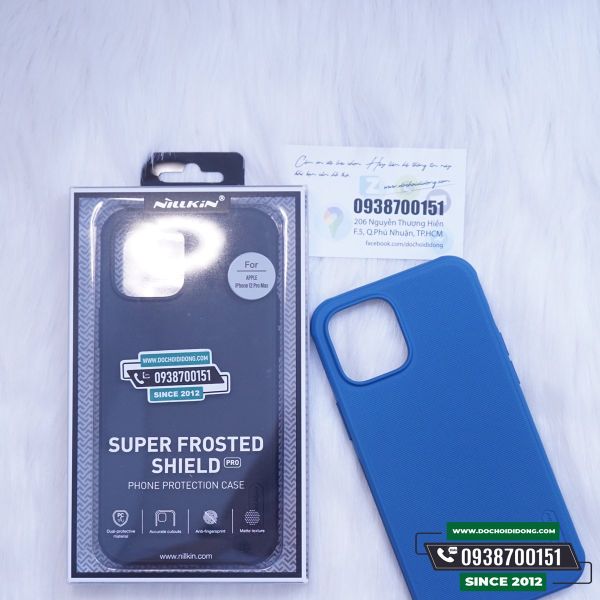 op-lung-iphone-12-pro-max-mini-nillkin-van-san