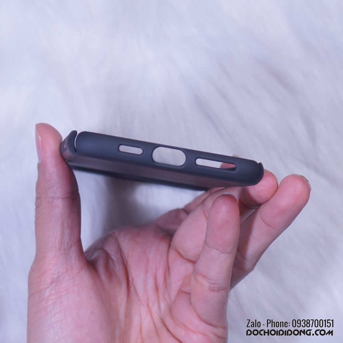 Ốp lưng trượt che camera iPhone 11 Pro Max Nillkin