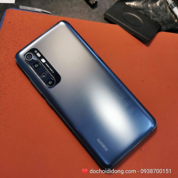 mieng-dan-ppf-rock-xiaomi-mi-note-10-lite-trong-nham-doi-mau-cao-cap