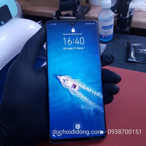 mieng-dan-cuong-luc-huawei-p30-pro-zacase-trong-suot-keo-uv-cao-cap