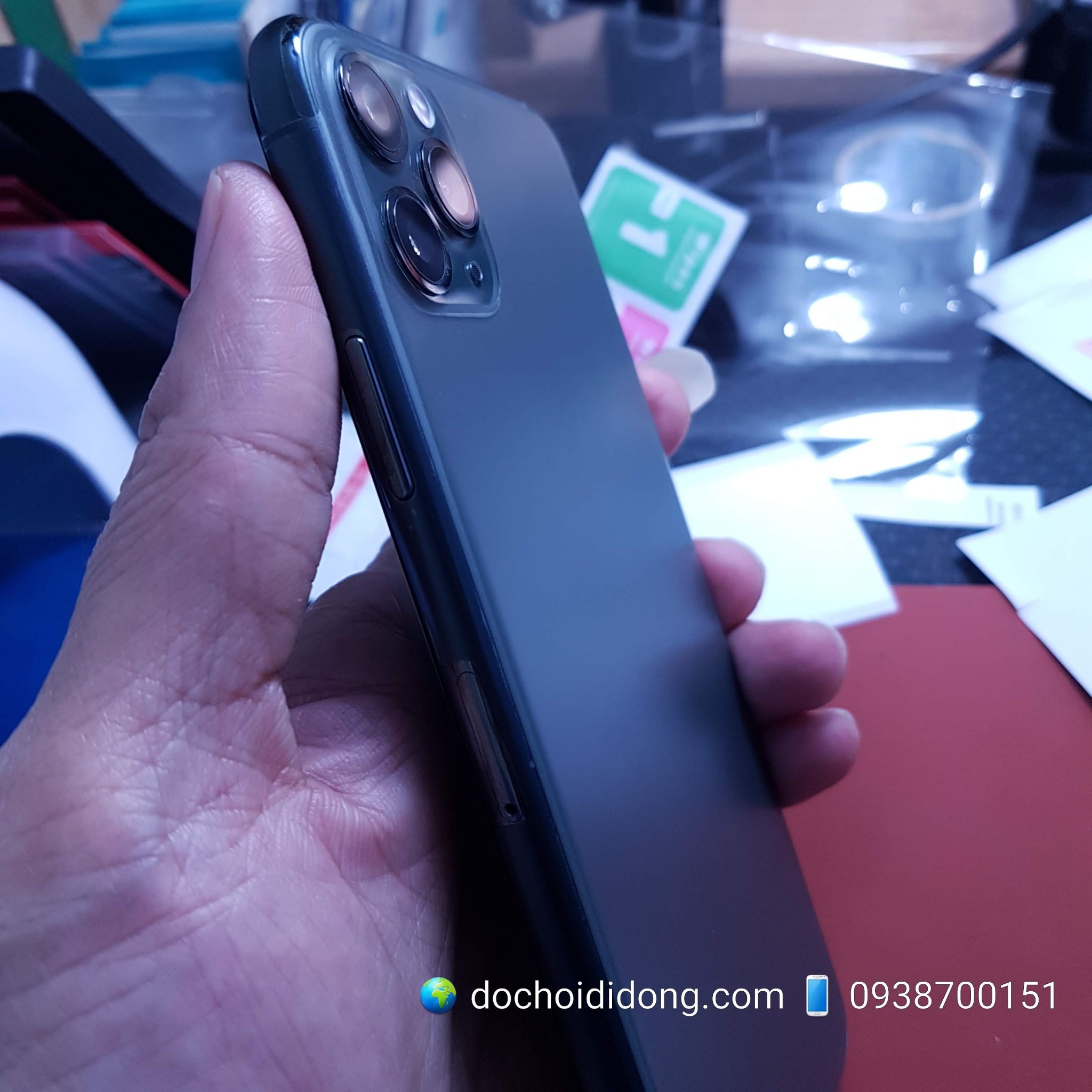 Miếng dán lưng nhám trong có viền iPhone 11 Pro Max Matte Flexible