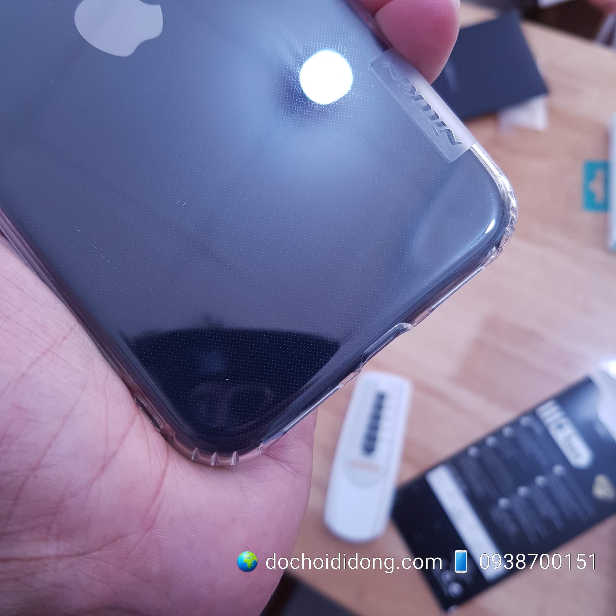 Ốp lưng iPhone 11 Nillkin dẻo trong siêu mỏng