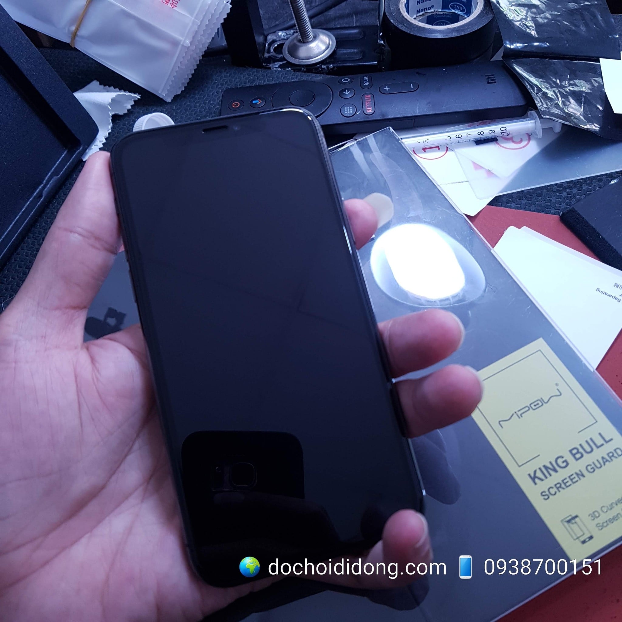 Miếng dán cường lực iPhone 11 Pro Mipow King Bull 3D full màn hình
