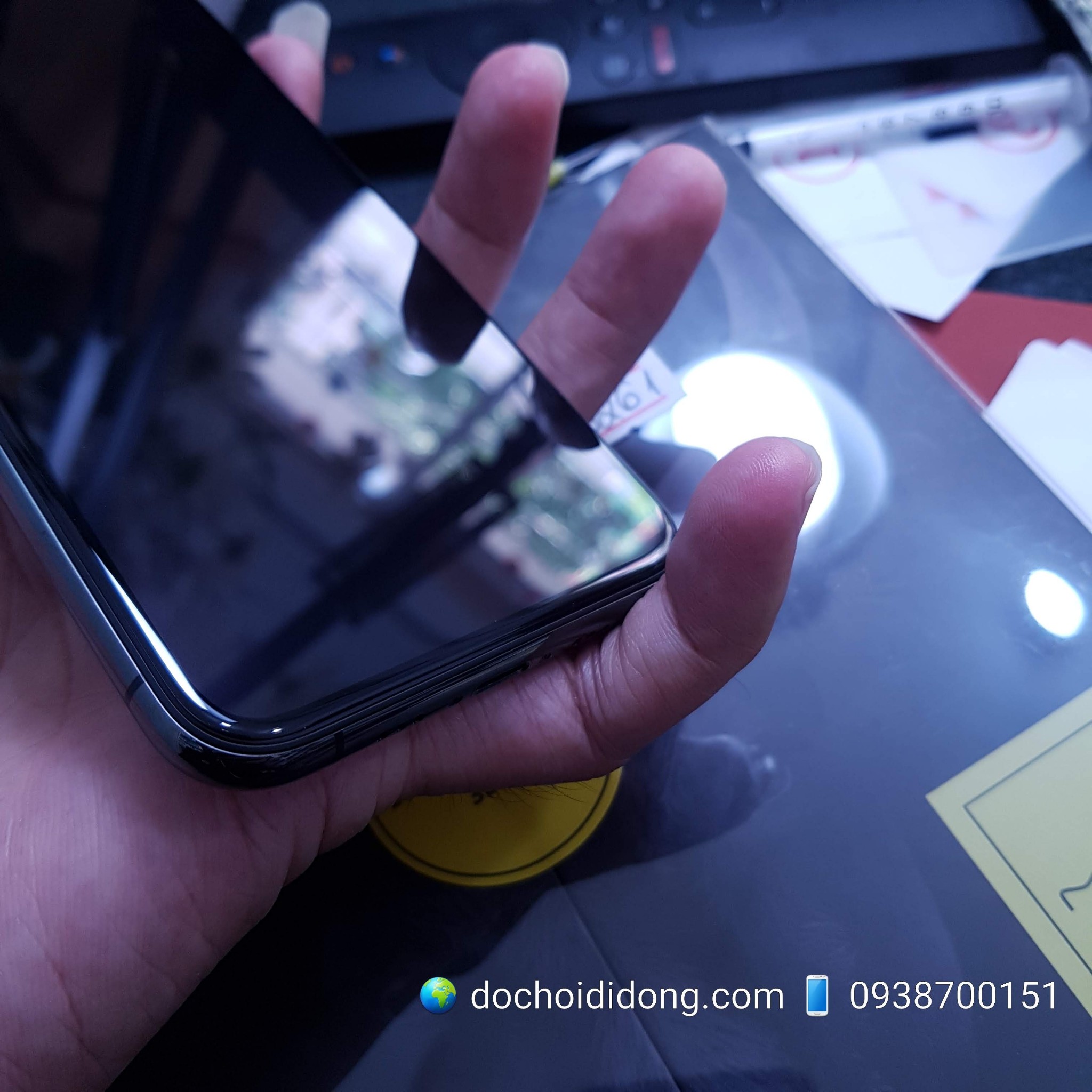Miếng dán cường lực iPhone 11 Pro Mipow King Bull 3D full màn hình