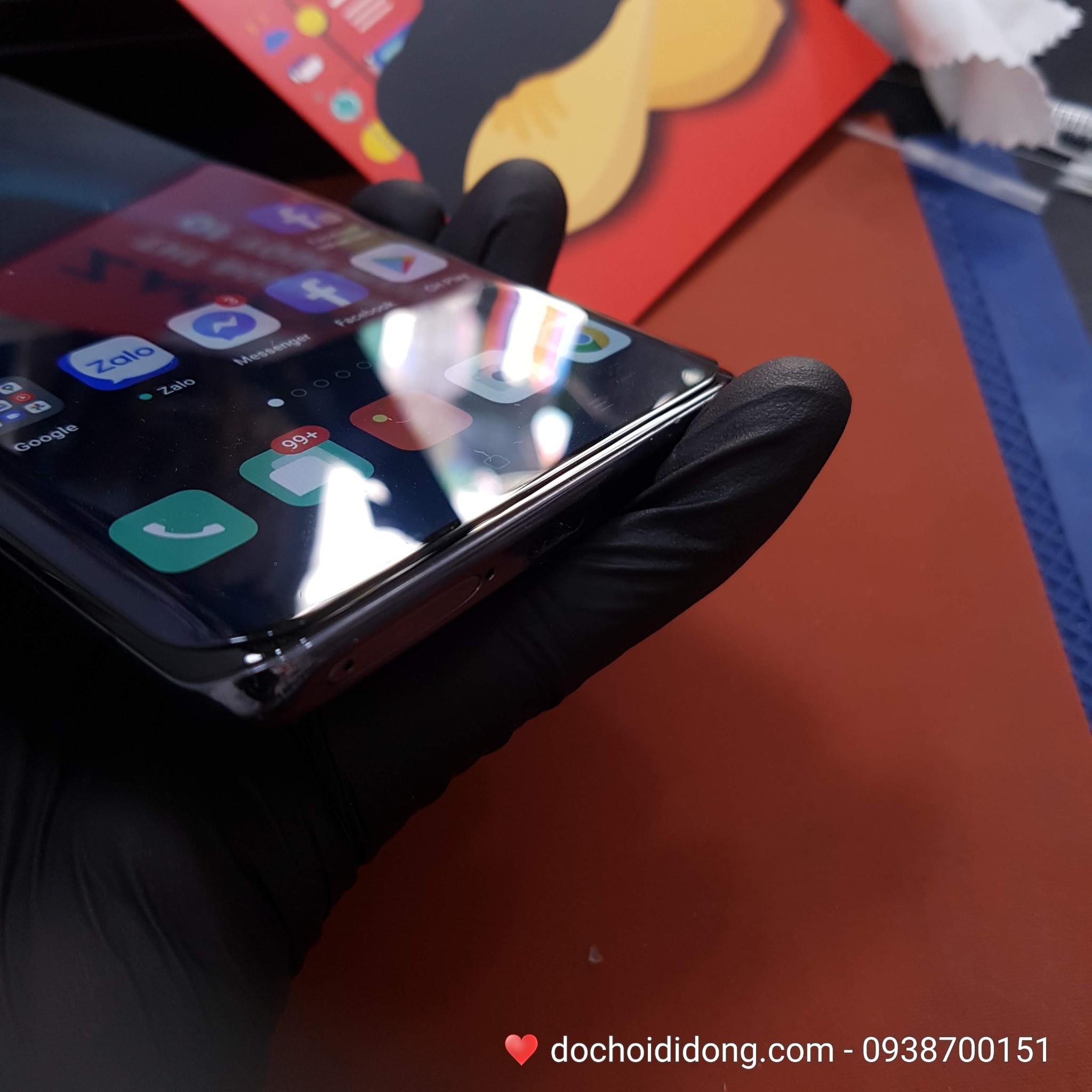 Miếng Dán Cường Lực Oppo Find X2 và X2 Pro Zacase Keo UV Cao Cấp