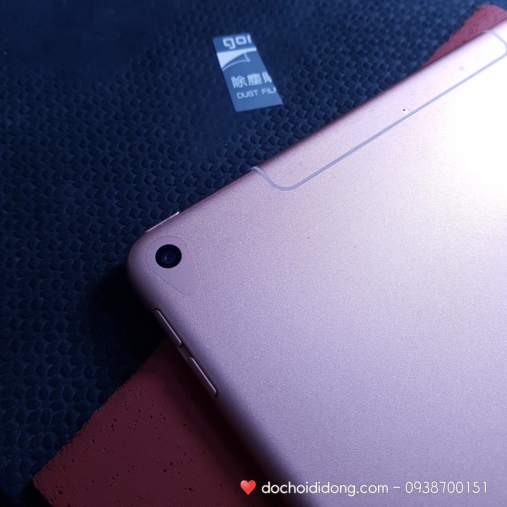 Miếng dán lưng nhám trong iPad Pro 10.5 inch