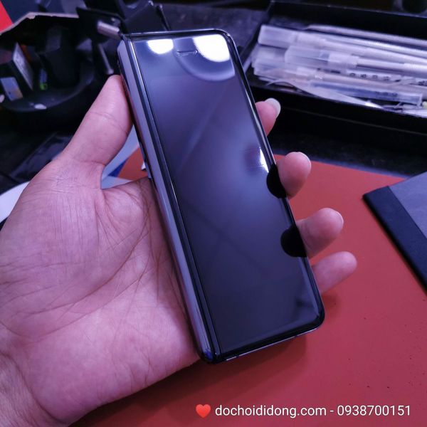 mieng-dan-ppf-galaxy-fold-trong-nham-doi-mau-cao-cap