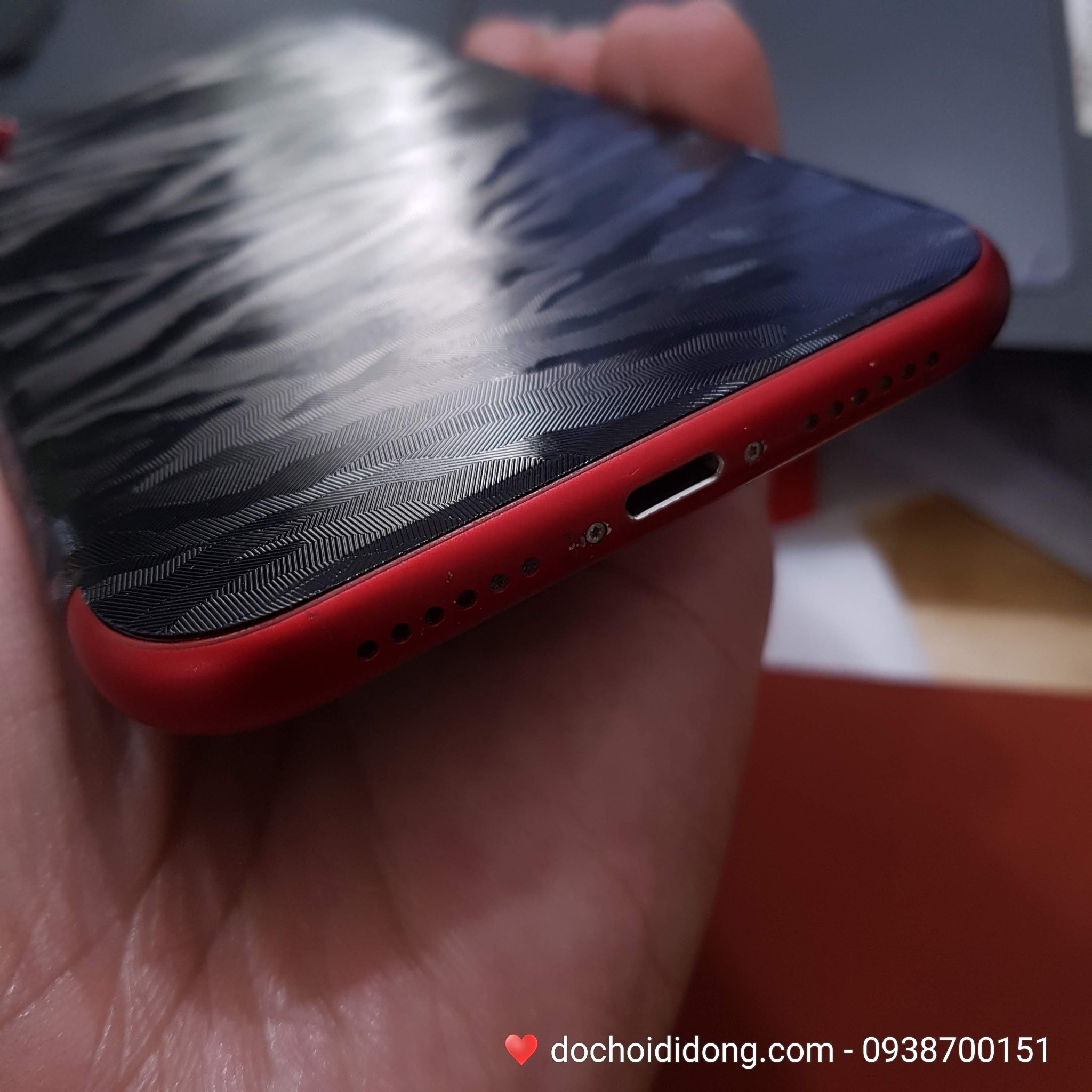 Miếng dán PPF Rock IPhone XR trong, nhám, đổi màu cao cấp