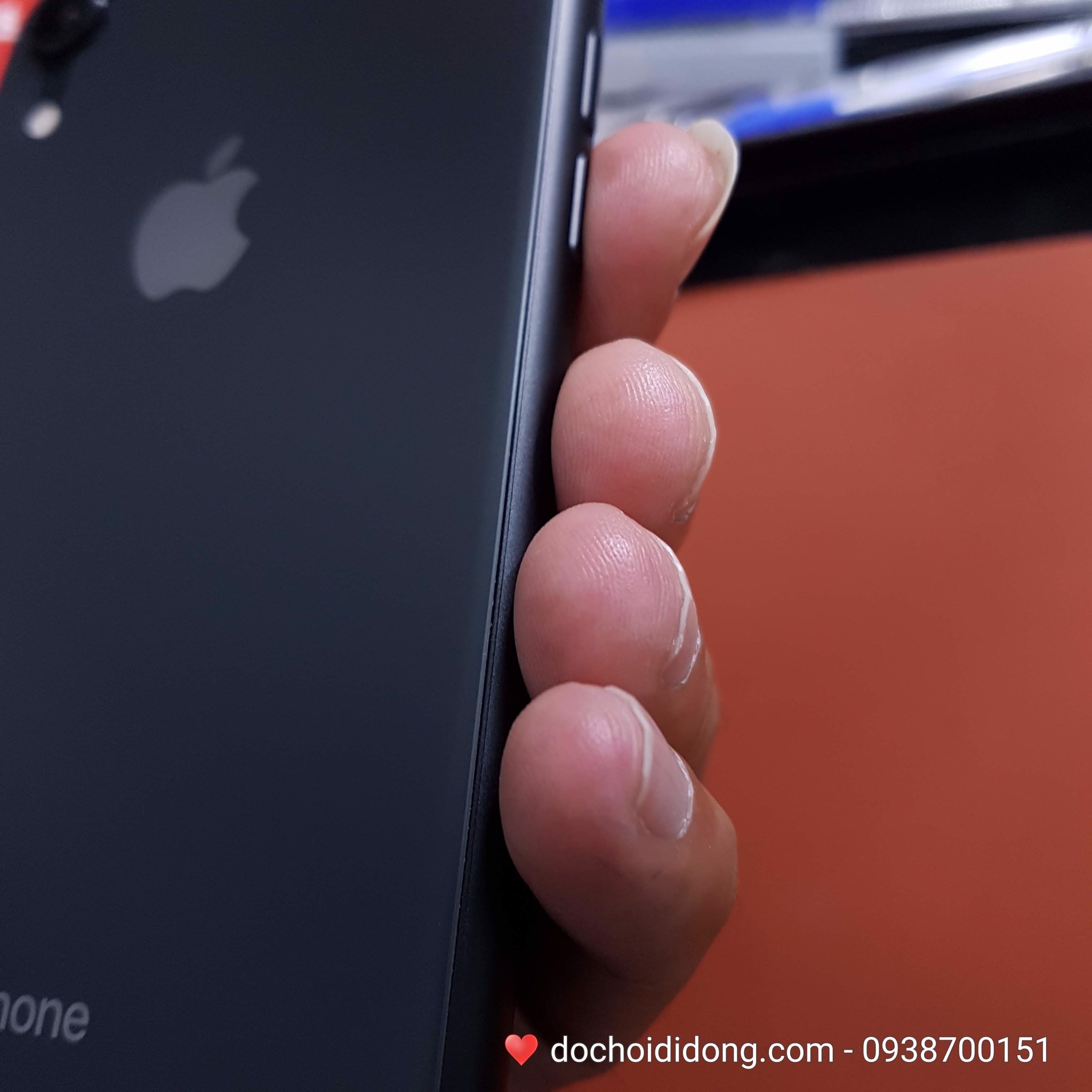 Miếng dán PPF Rock IPhone XR trong, nhám, đổi màu cao cấp