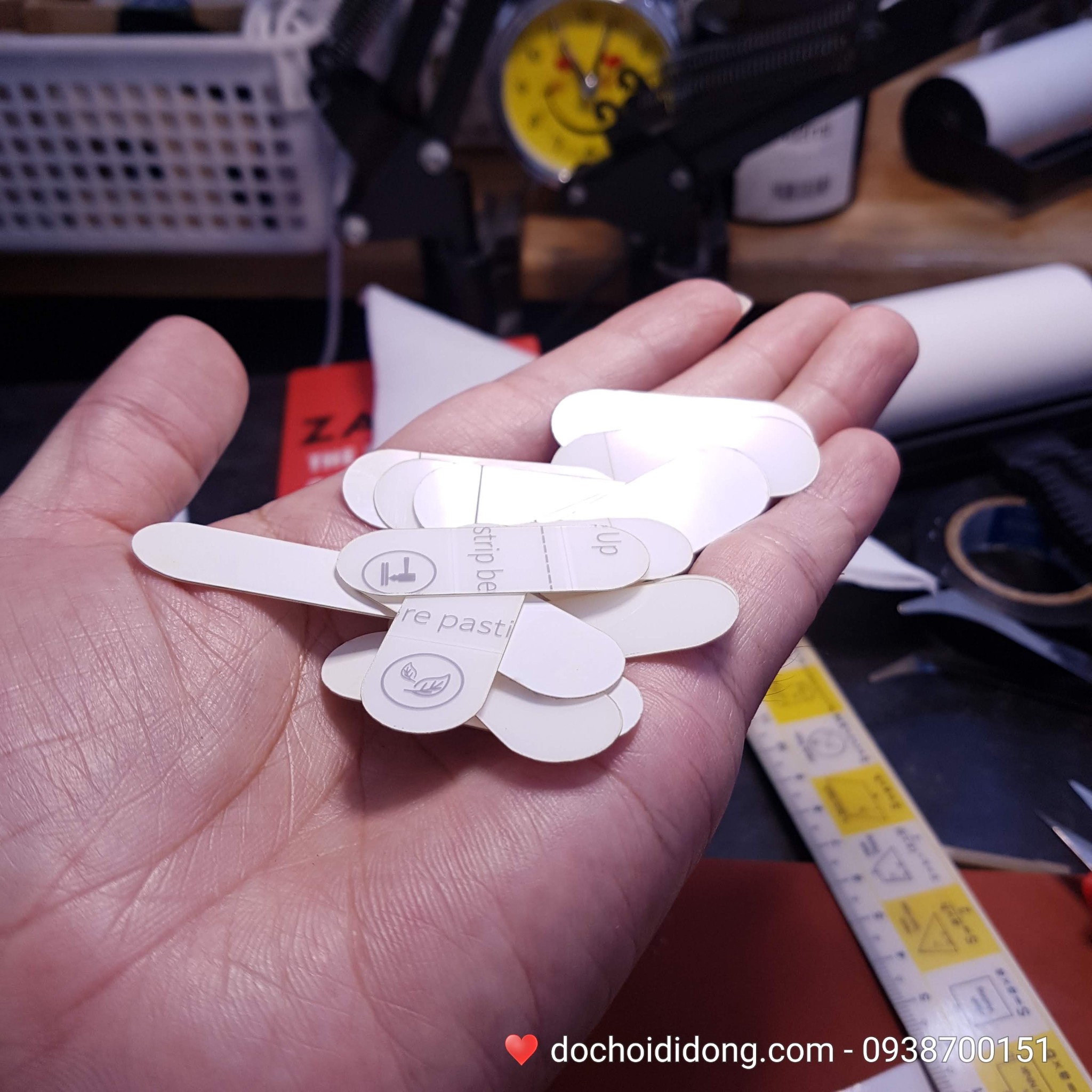 Miếng dán PPF Rock Miband 4 / 5 trong, nhám, đổi màu cao cấp