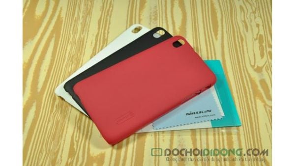 op-lung-htc-desire-816-nillkin-van-san