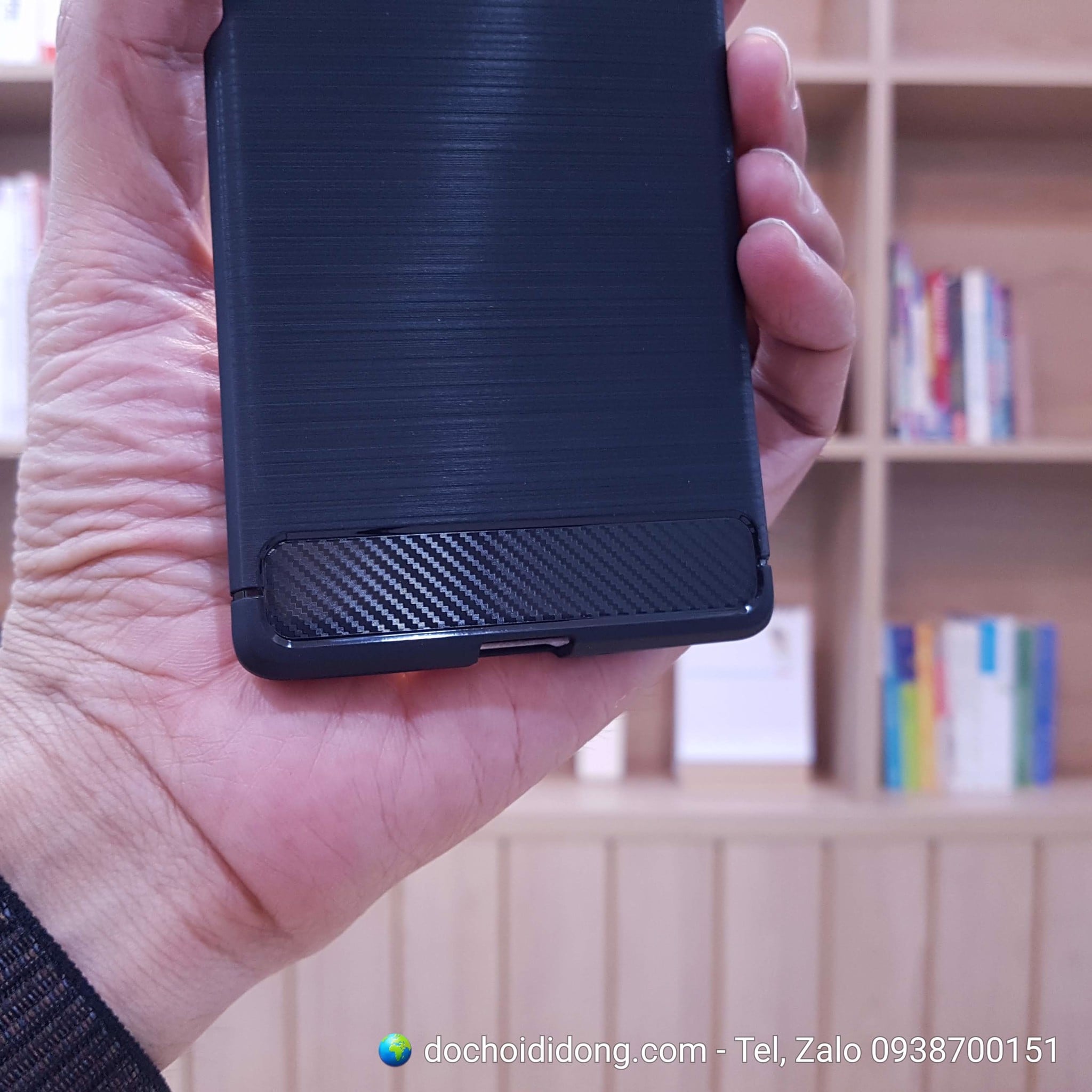 Ốp lưng Huawei Mate 30 Pro Likgus dẻo sọc kim loại chống sốc