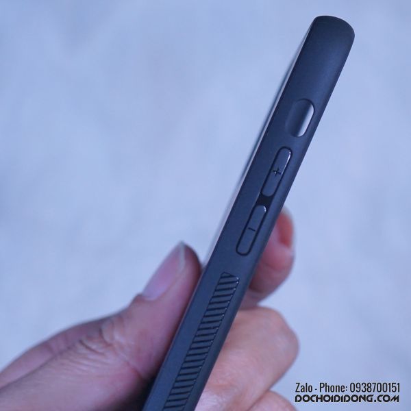 Ốp lưng iPhone 11 Pro Max Nillkin Carbon