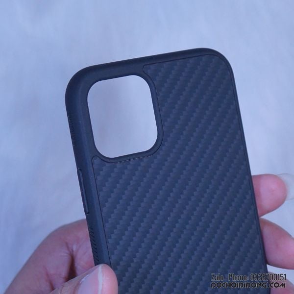 op-lung-iphone-11-pro-max-nillkin-carbon