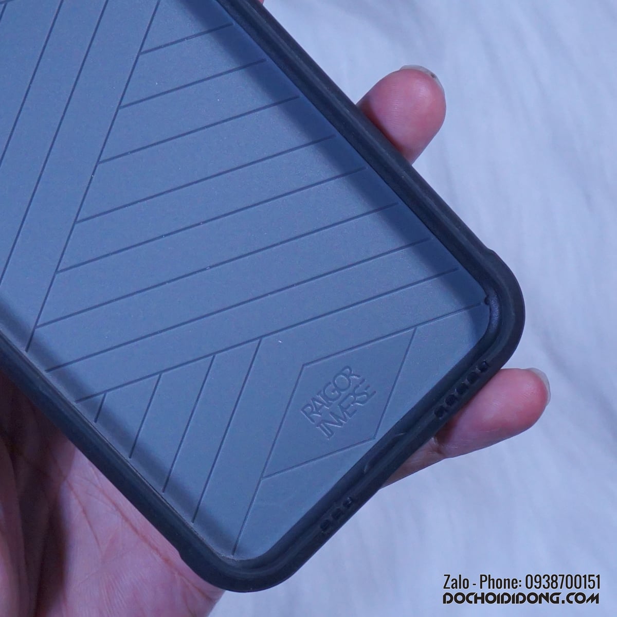 Ốp lưng iphone 11 Pro Max Raigor Inverse chống sốc quân đội