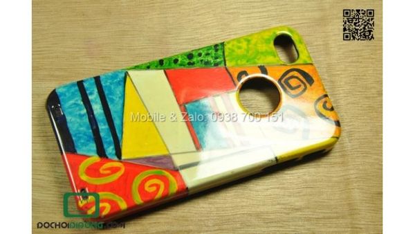 op-lung-iphone-4-hoa-tiet-ve-tay