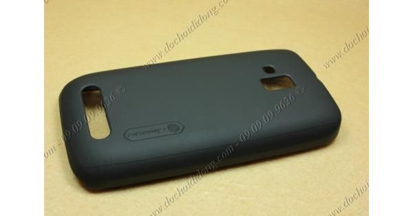 op-lung-nokia-lumia-610-nilkin-van-san