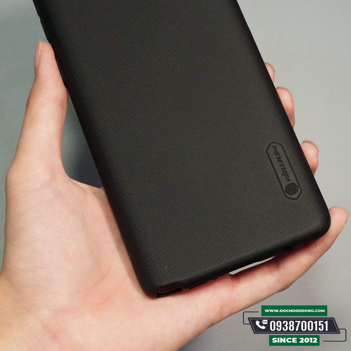 Ốp Lưng Samsung Note 10 Lite Nillkin Vân Sần Tặng Kèm Giá Đỡ