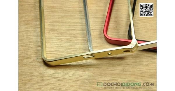 op-vien-asus-zenfone-5-dang-gai