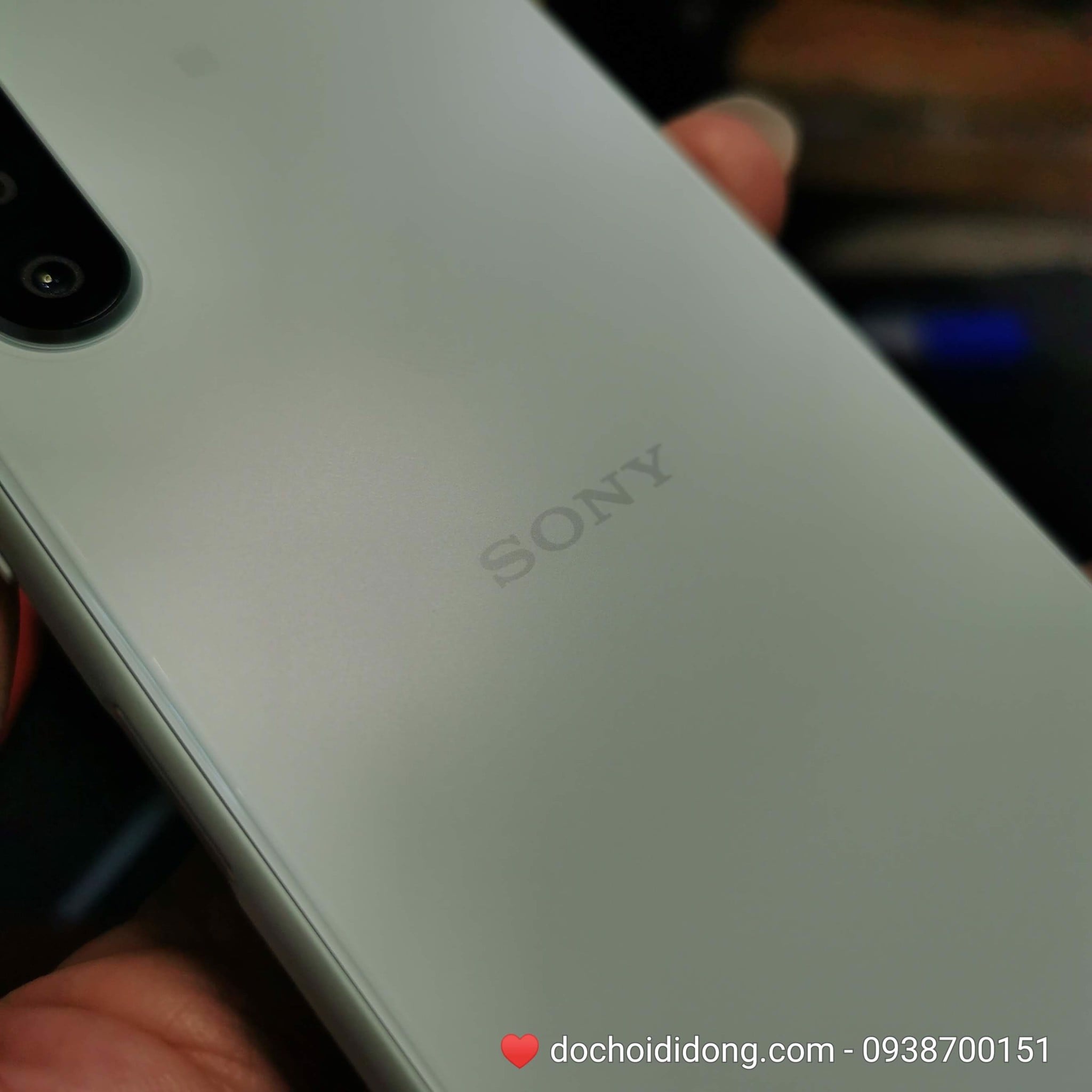 Miếng dán PPF Rock Sony Xperia 10 II ( Mark 2 ) trong, nhám, đổi màu cao cấp