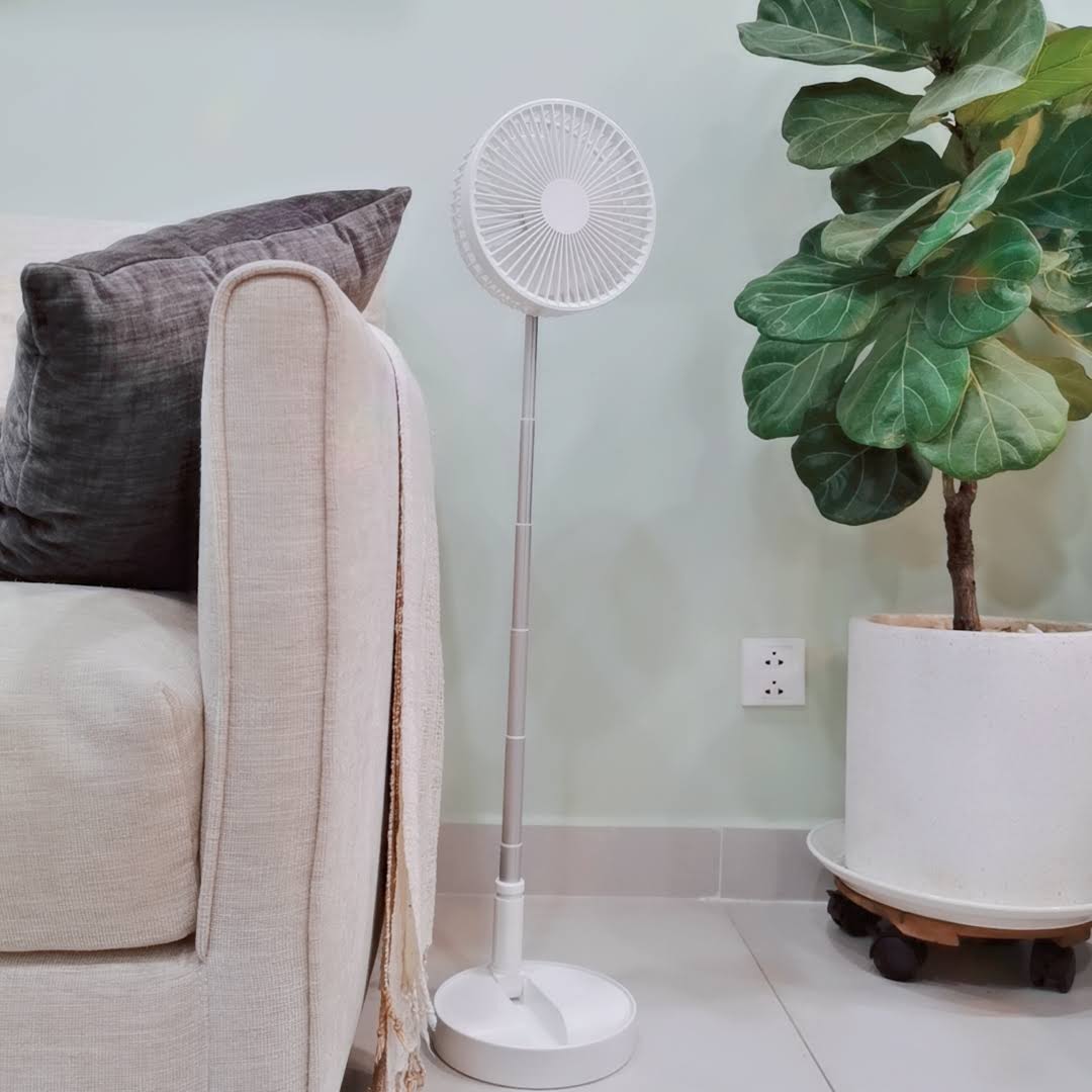 Quạt Xếp Siêu Gọn Cao Cấp Pin 7200 Mah