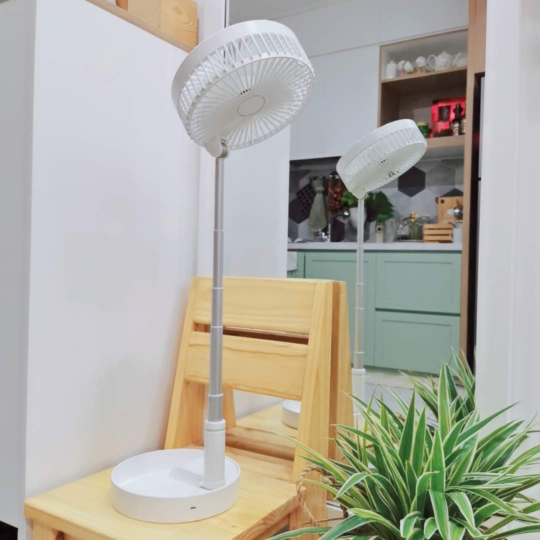 Quạt Xếp Siêu Gọn Cao Cấp Pin 7200 Mah