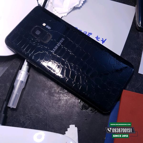 mieng-dan-ppf-rock-samsung-s9-trong-nham-doi-mau-cao-cap